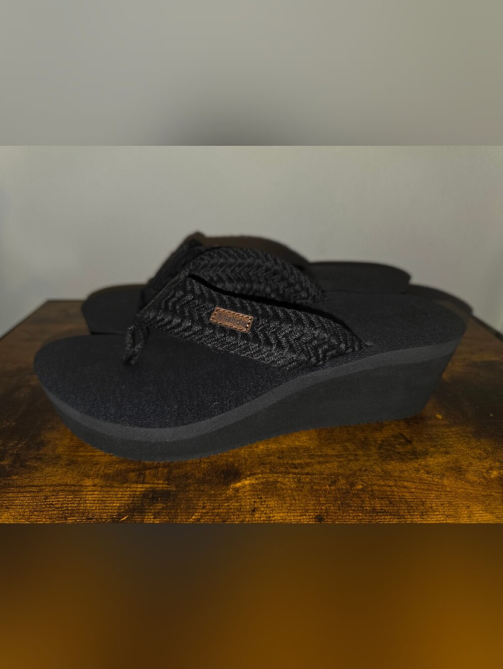 Women’s Black Comfort Flip Flop Sandals